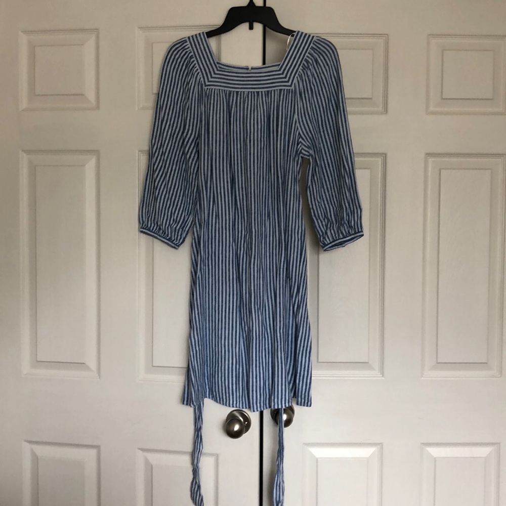 Universal Thread blue stripped dress